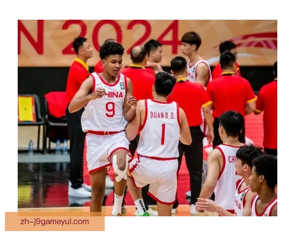 中国男篮第三节13-0攻势重回巅峰 中国男篮第三节13-0攻势重回巅峰